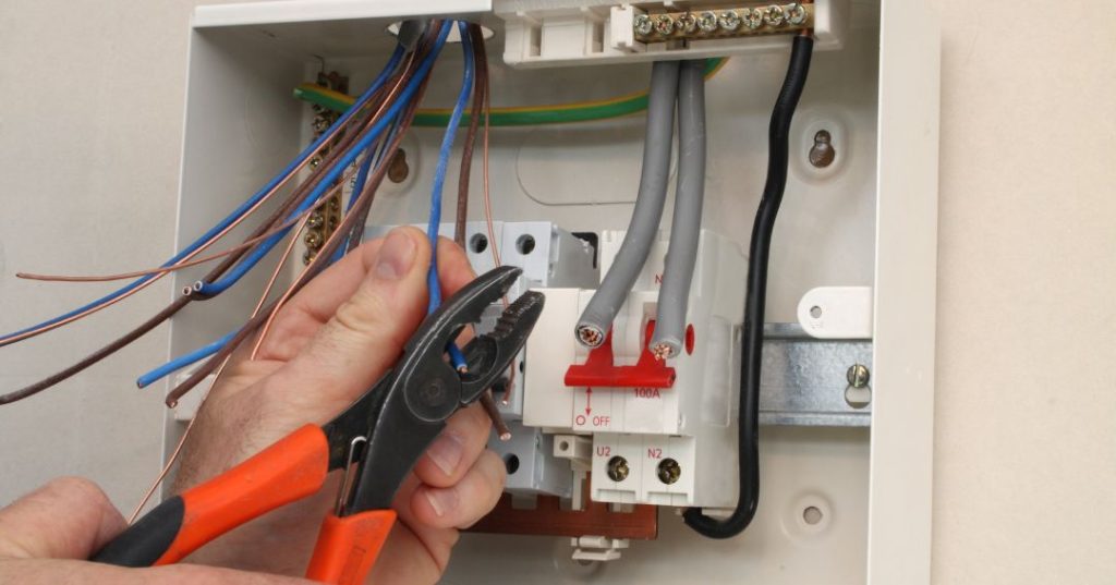 Circuitos e fiações elétricas em Jaraguá do Sul